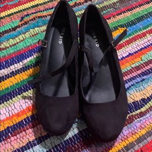 NWOT Black Torrid Wedges (Size 11)